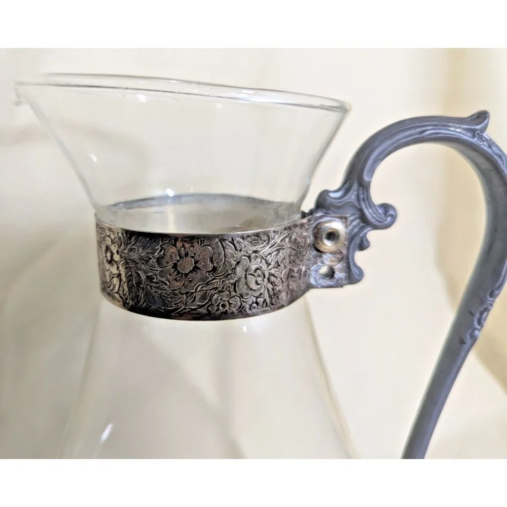 Vintage Pyrex Chill it Pitcher Sheraton Silver